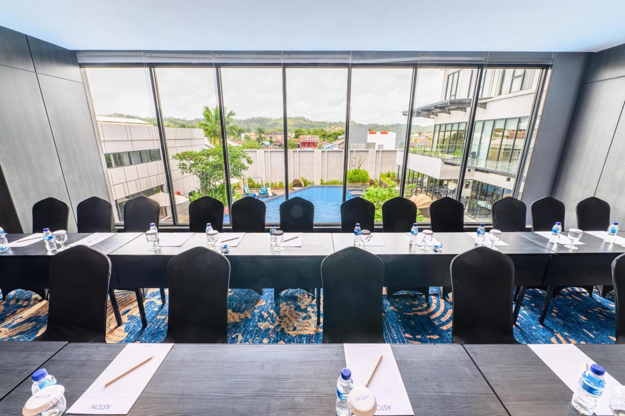 Aston Sorong Hotel & Conference Center 외부 사진