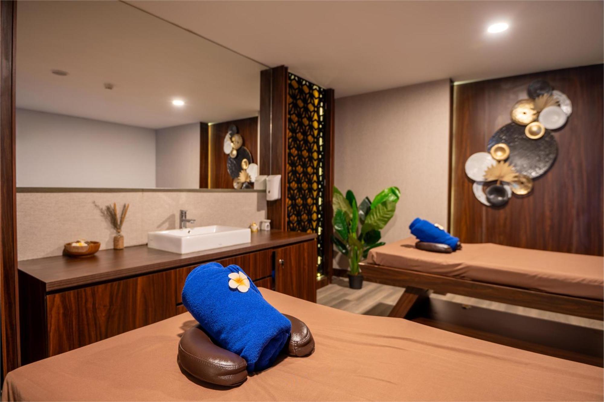Aston Sorong Hotel & Conference Center 외부 사진