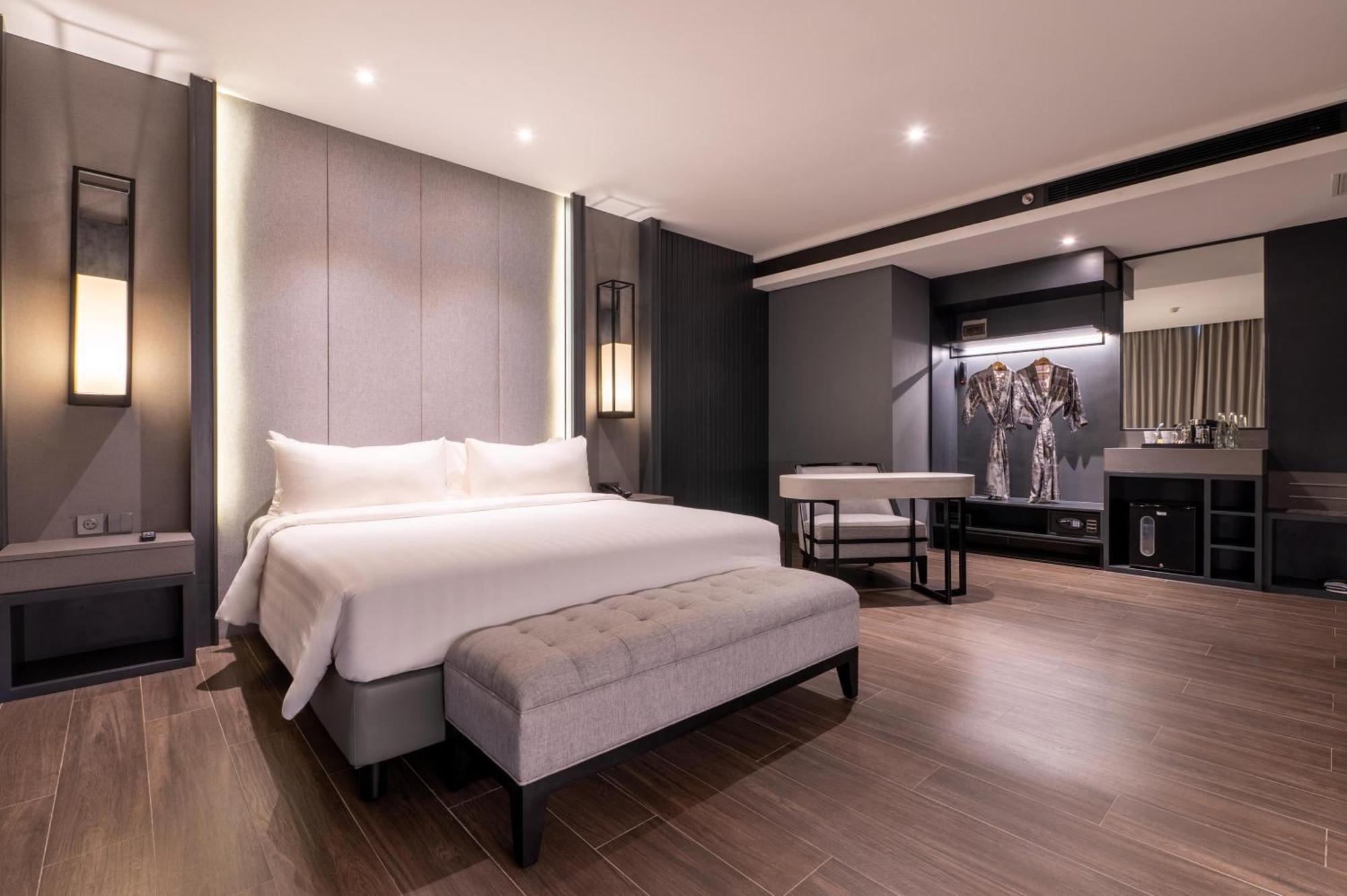 Aston Sorong Hotel & Conference Center 외부 사진