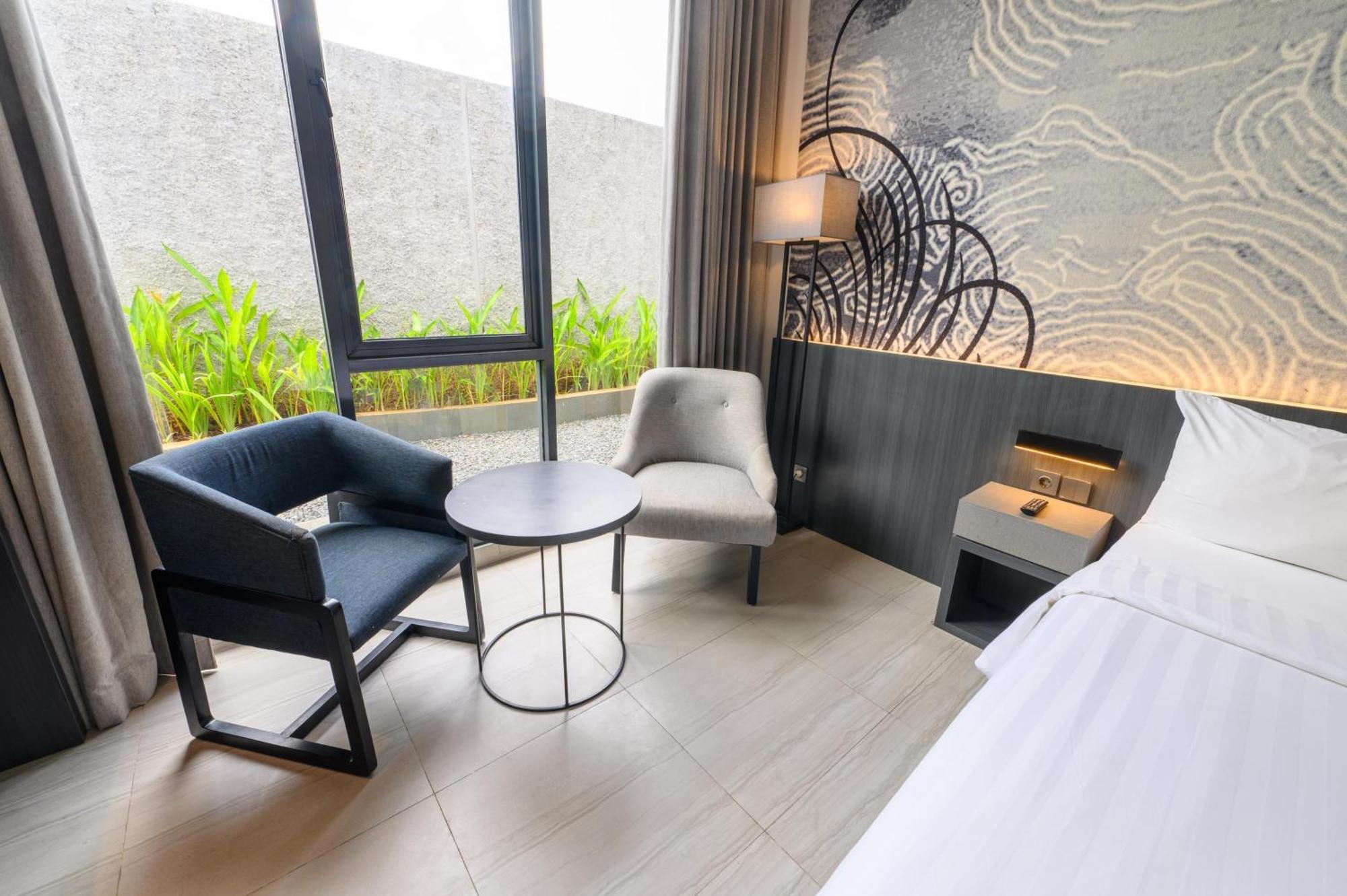 Aston Sorong Hotel & Conference Center 외부 사진